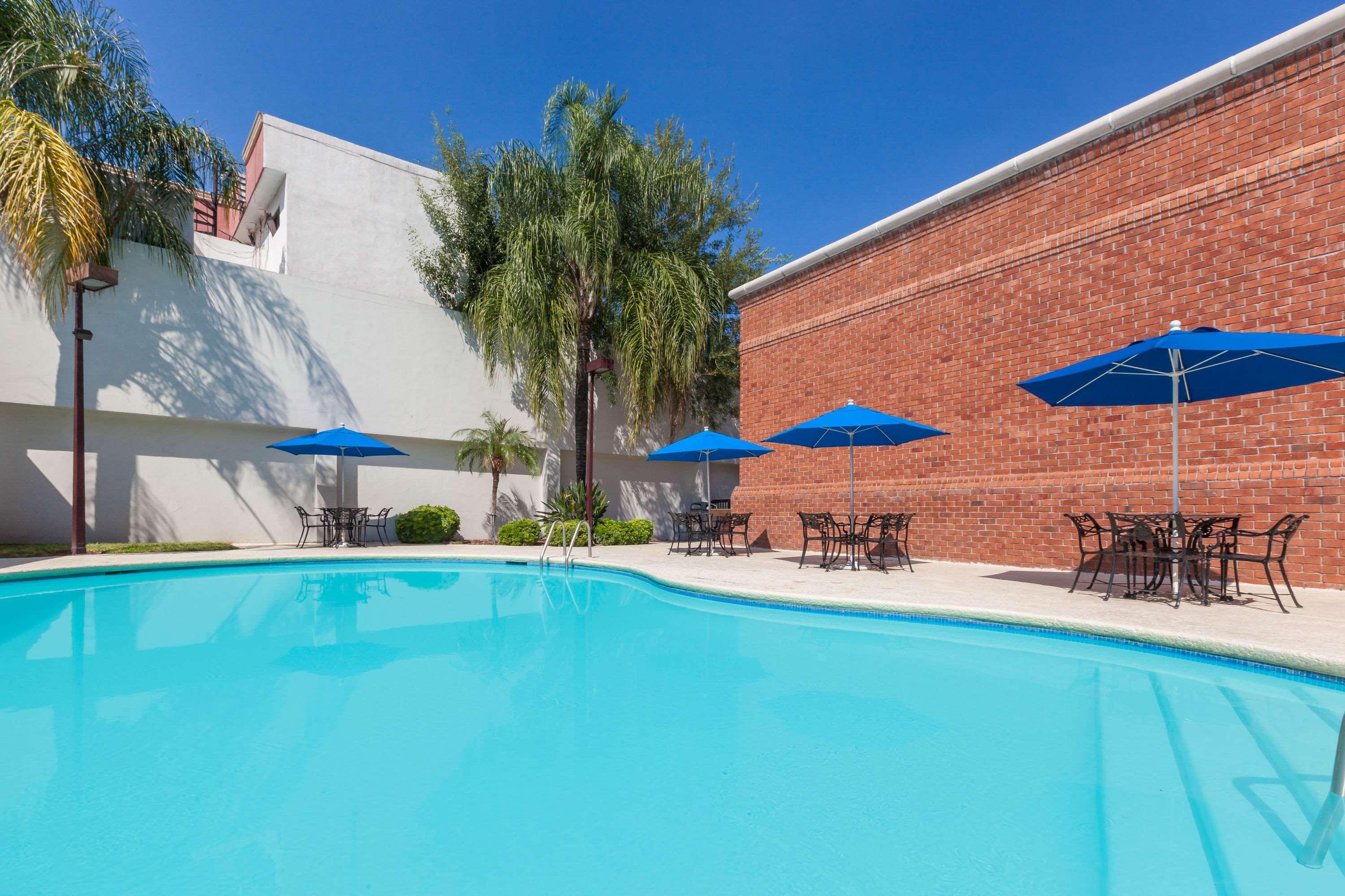 Wyndham Garden Monterrey Norte San Nicolás de los Garzas Exterior foto